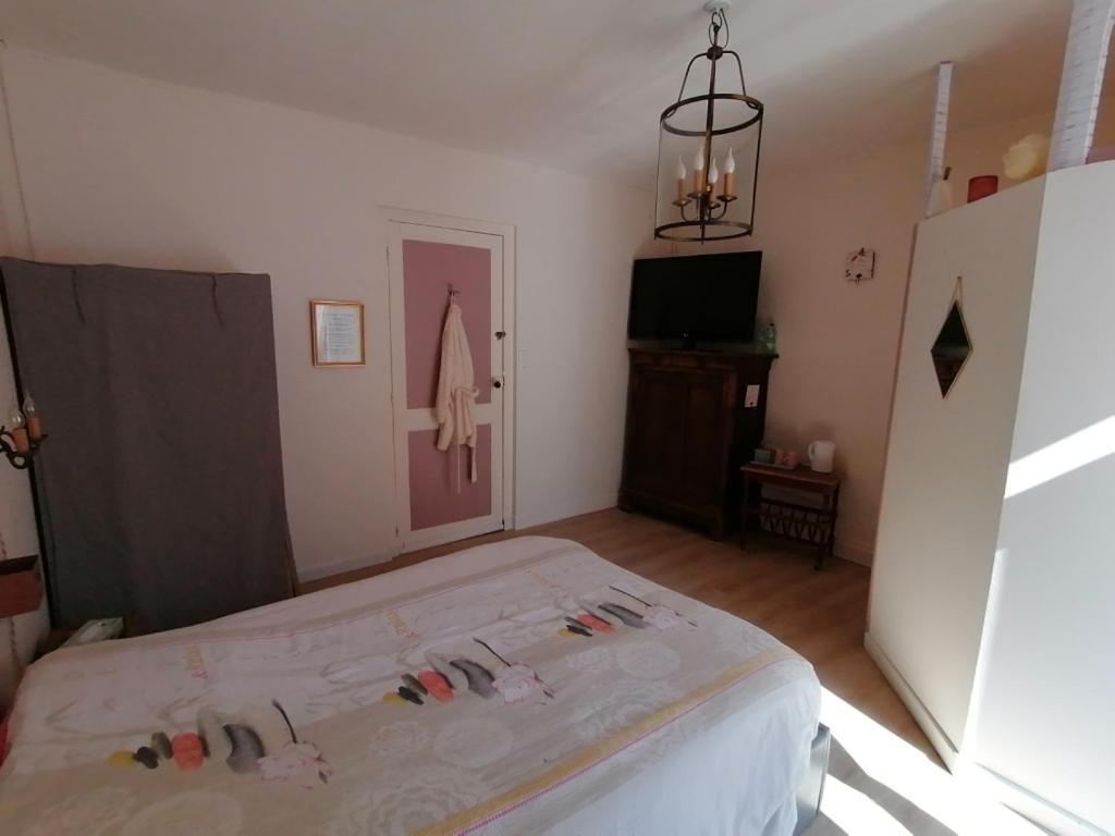 Chambres D'Hotes - Un Refuge A Cachen المظهر الخارجي الصورة
